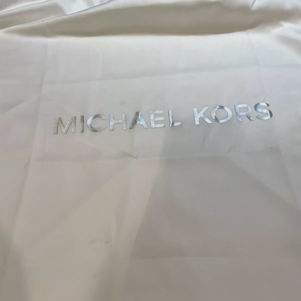 COPY - Michael Kors Jet Set Jacquard
MK Signature Logo. - Picture 14 of 16